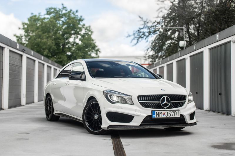 Mercedes-Benz CLA