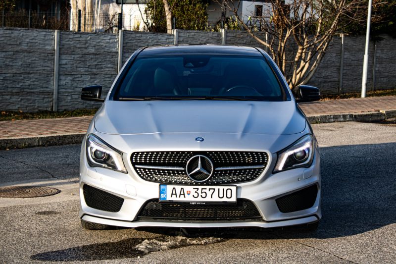 Mercedes-Benz CLA