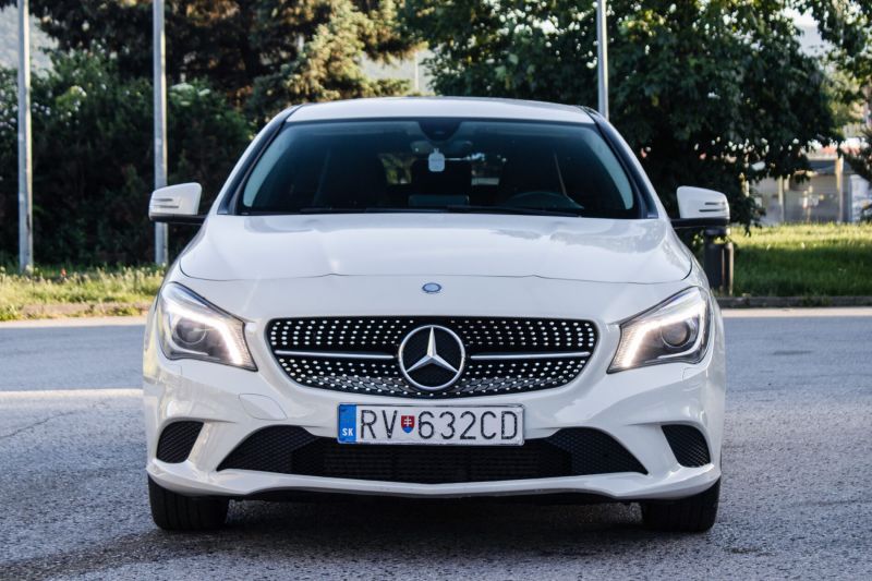 Mercedes-Benz CLA