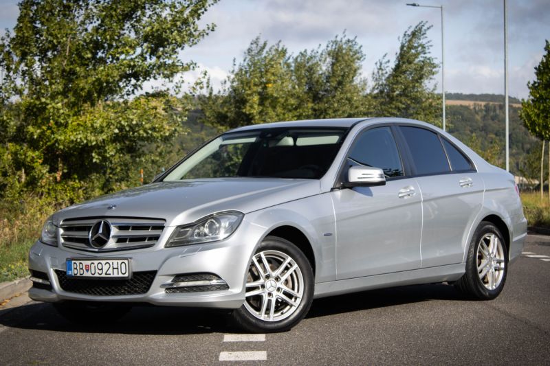 Mercedes-Benz C trieda 2011 na predaj