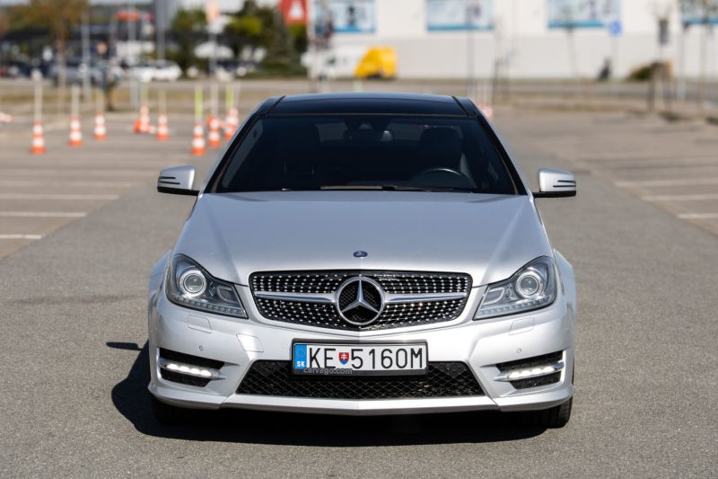 Mercedes-Benz C trieda Sportcoupé
