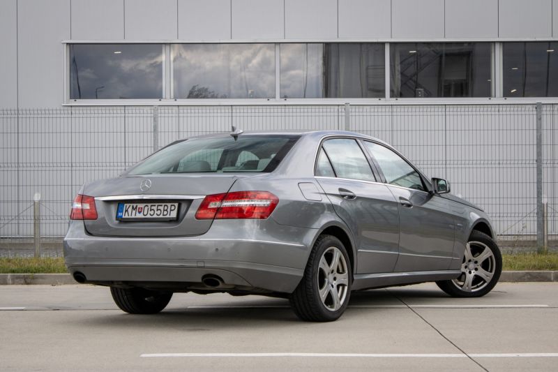 Mercedes-Benz E trieda