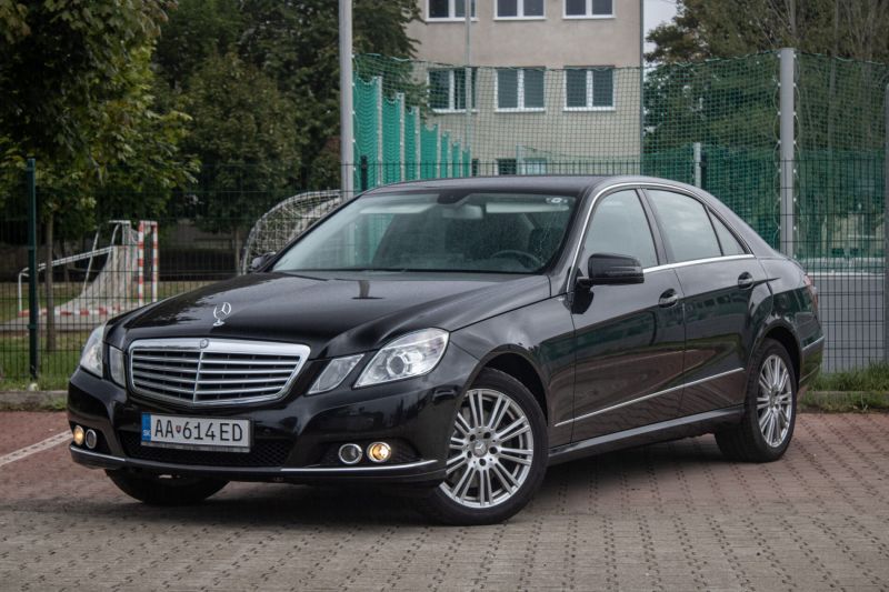 Mercedes-Benz E trieda 2010 na predaj