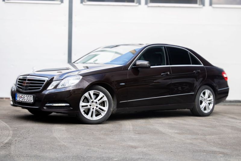 Mercedes-Benz E trieda