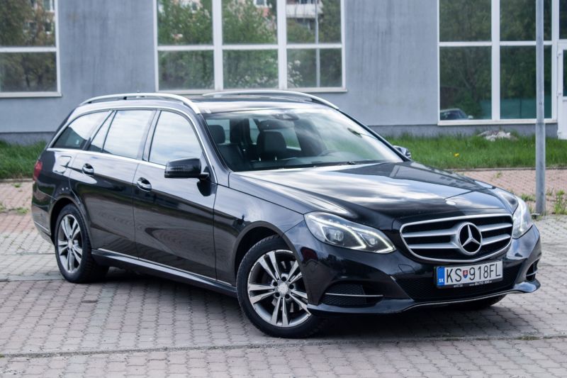 Mercedes-Benz E trieda T