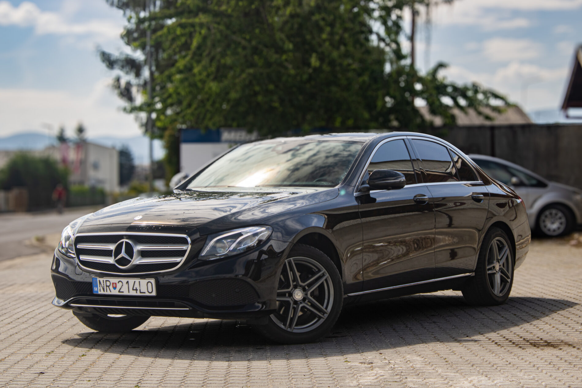 Mercedes-Benz E trieda