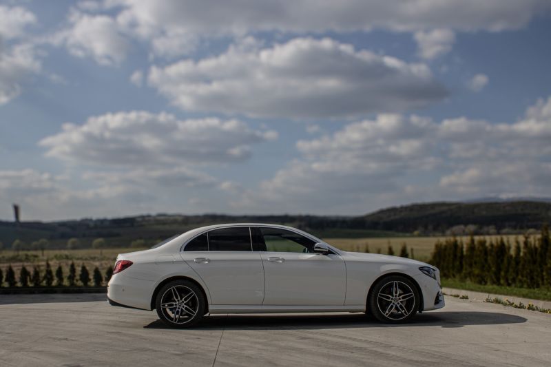 Mercedes-Benz E trieda