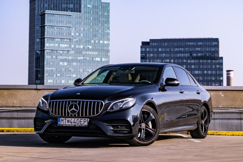 Mercedes-Benz E trieda