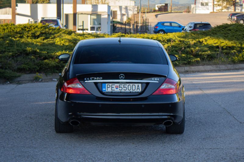 Mercedes-Benz CLS