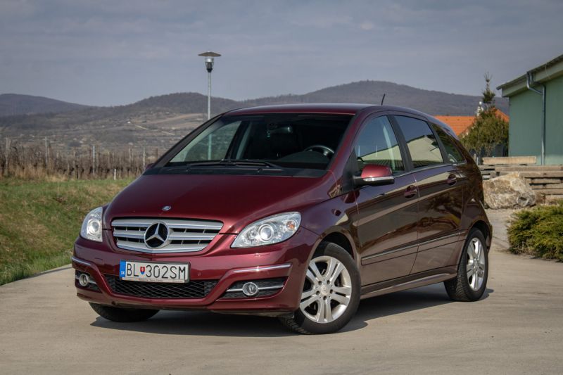 Mercedes-Benz B trieda