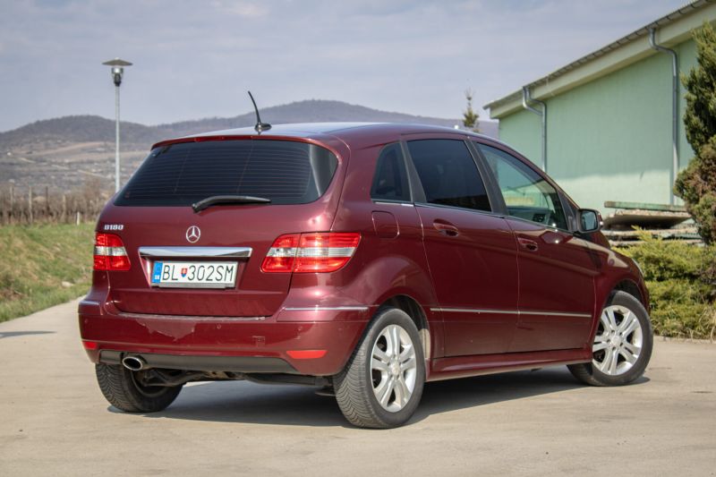 Mercedes-Benz B trieda