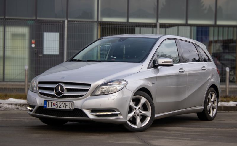 Mercedes-Benz B trieda