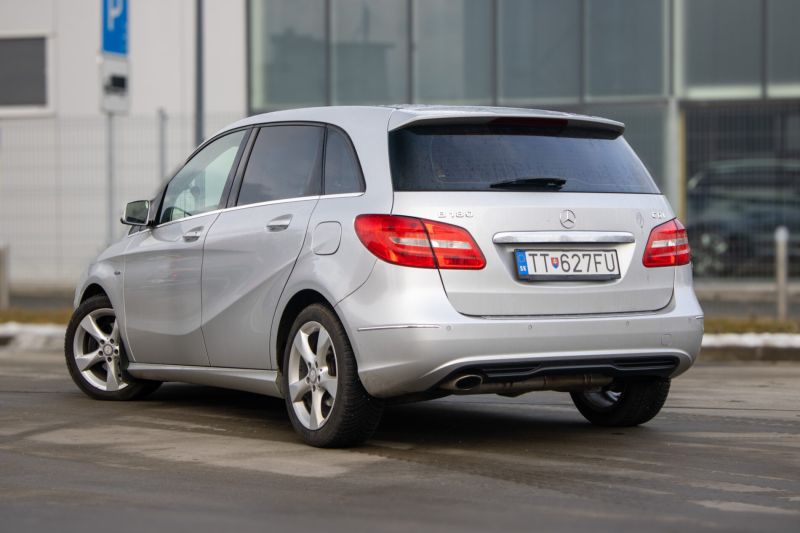 Mercedes-Benz B trieda