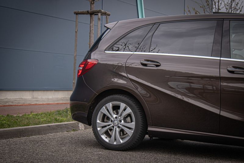Mercedes-Benz B trieda