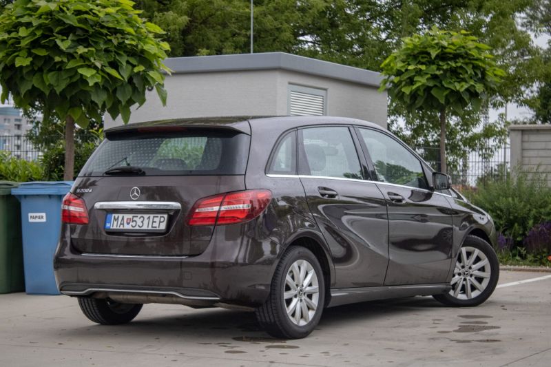 Mercedes-Benz B trieda