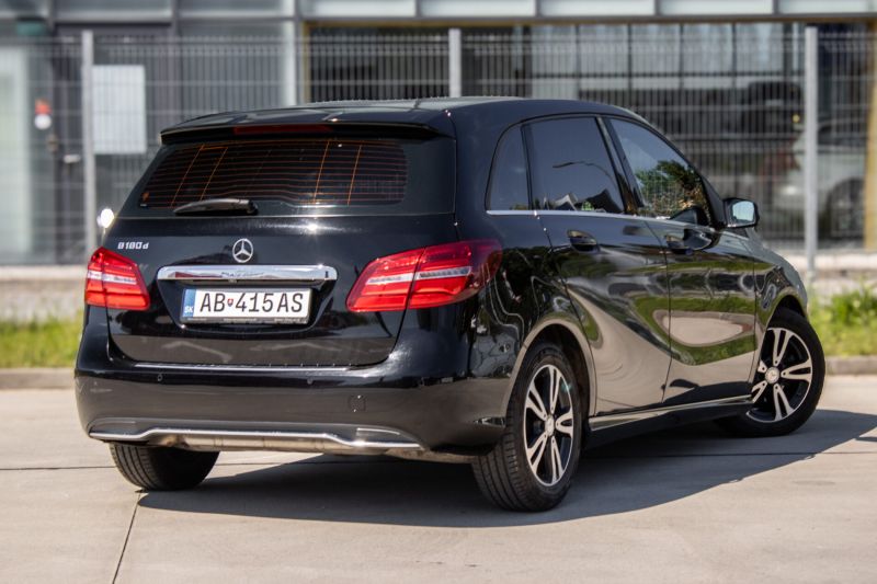 Mercedes-Benz B trieda