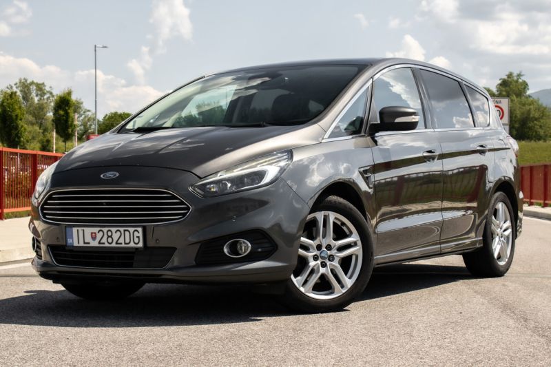 Ford S-Max