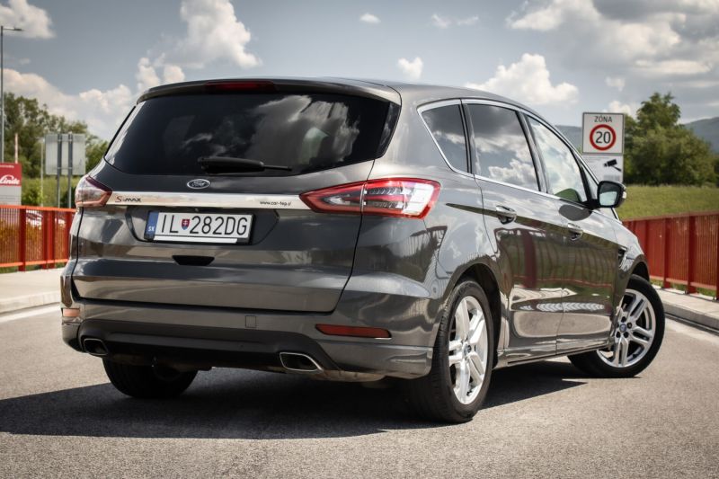 Ford S-Max