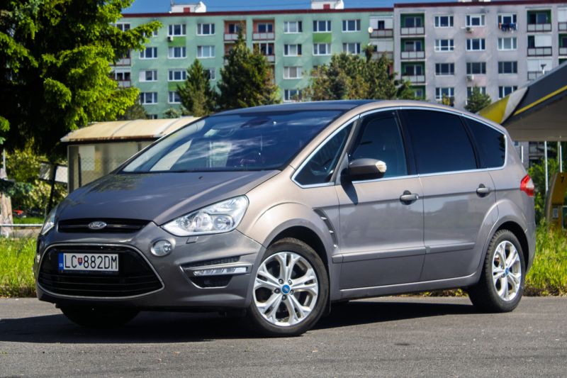 Ford S-Max