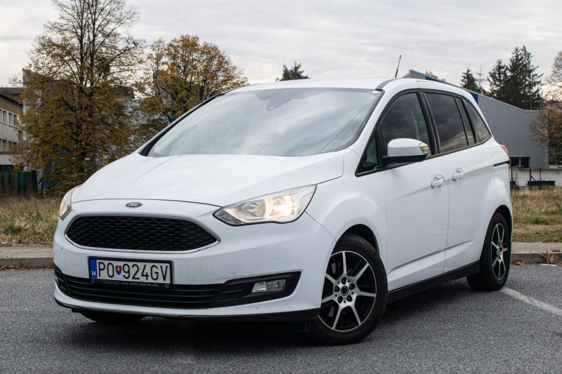 Ford Grand C-Max 2015 na predaj