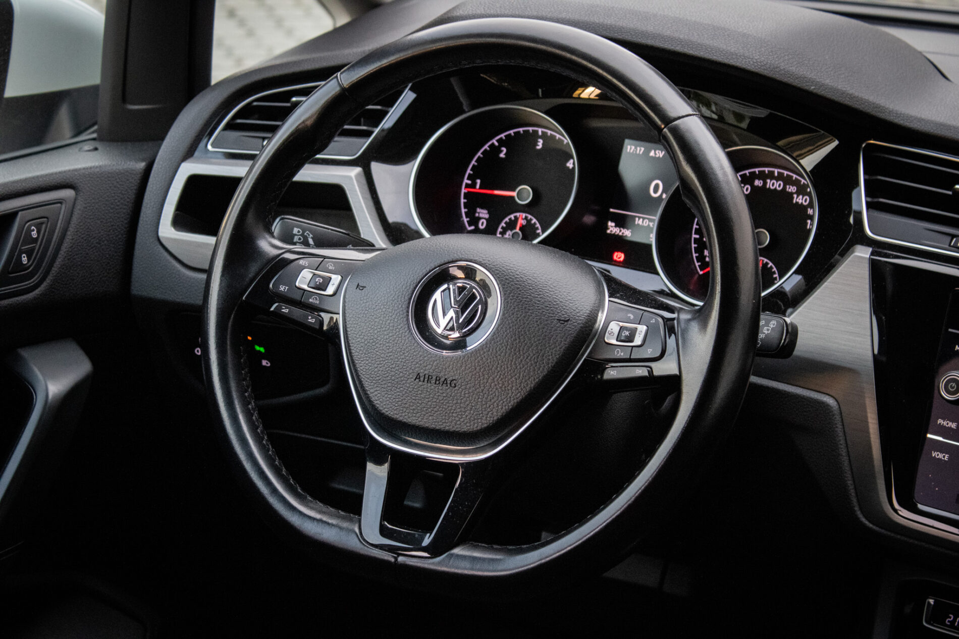 Volkswagen Touran 2018 na predaj – fotografia 17