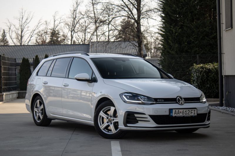 Volkswagen Golf Variant