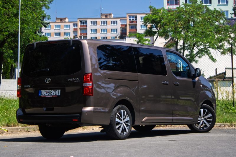 Toyota Proace Verso Family