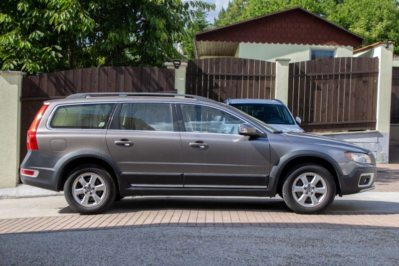 Volvo XC70