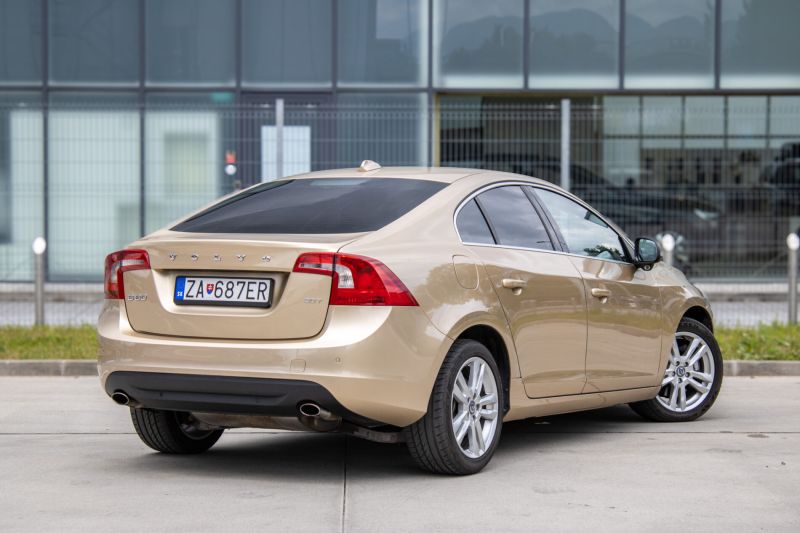 Volvo S60