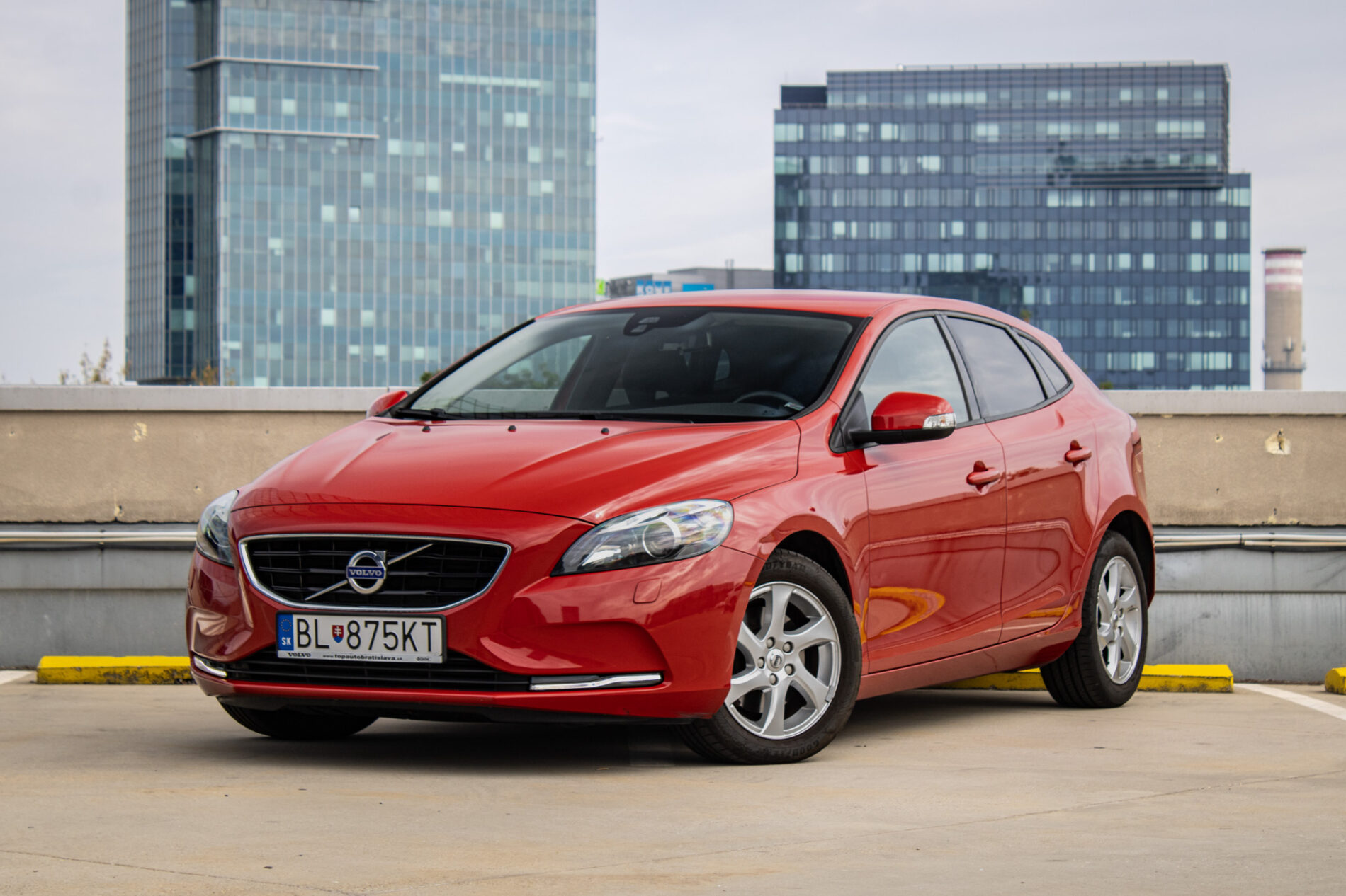 Volvo V40