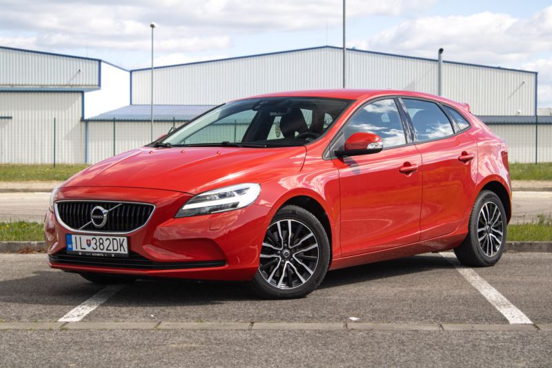 Volvo V40