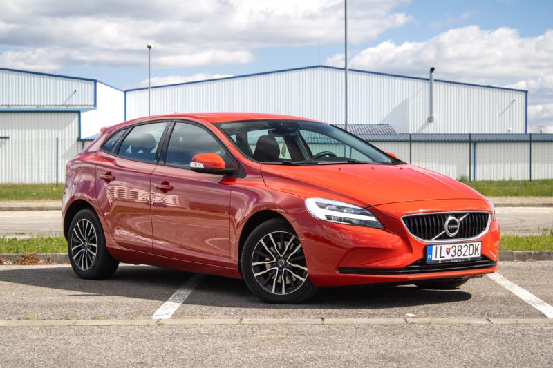 Volvo V40