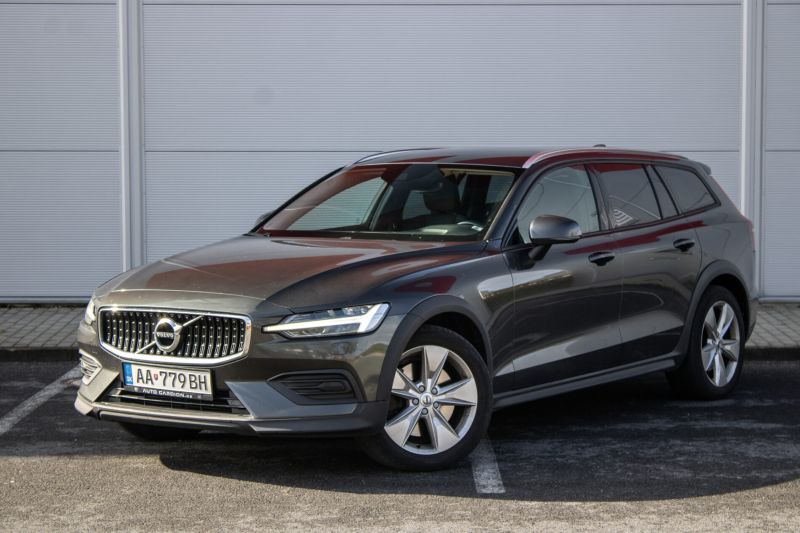 Volvo V60 2019 na predaj