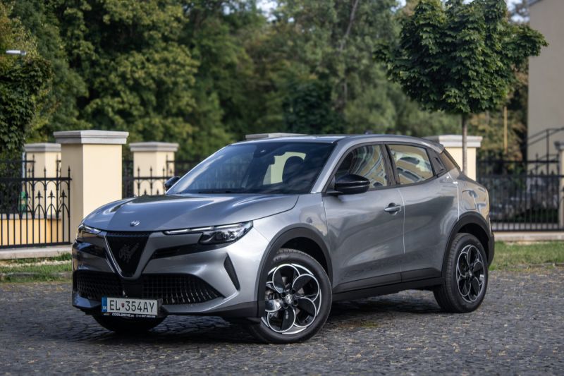 Alfa Romeo Junior 2025 na predaj