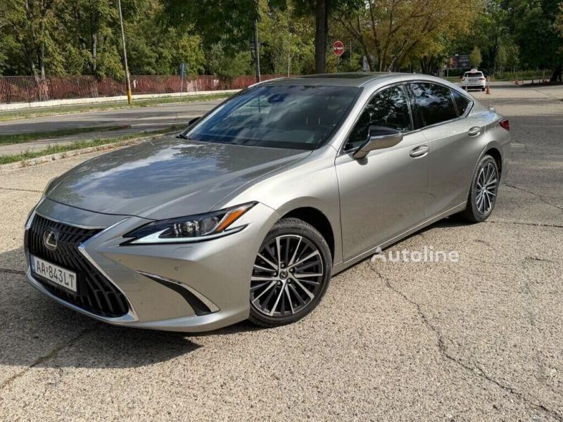 Lexus ES 2024 na predaj