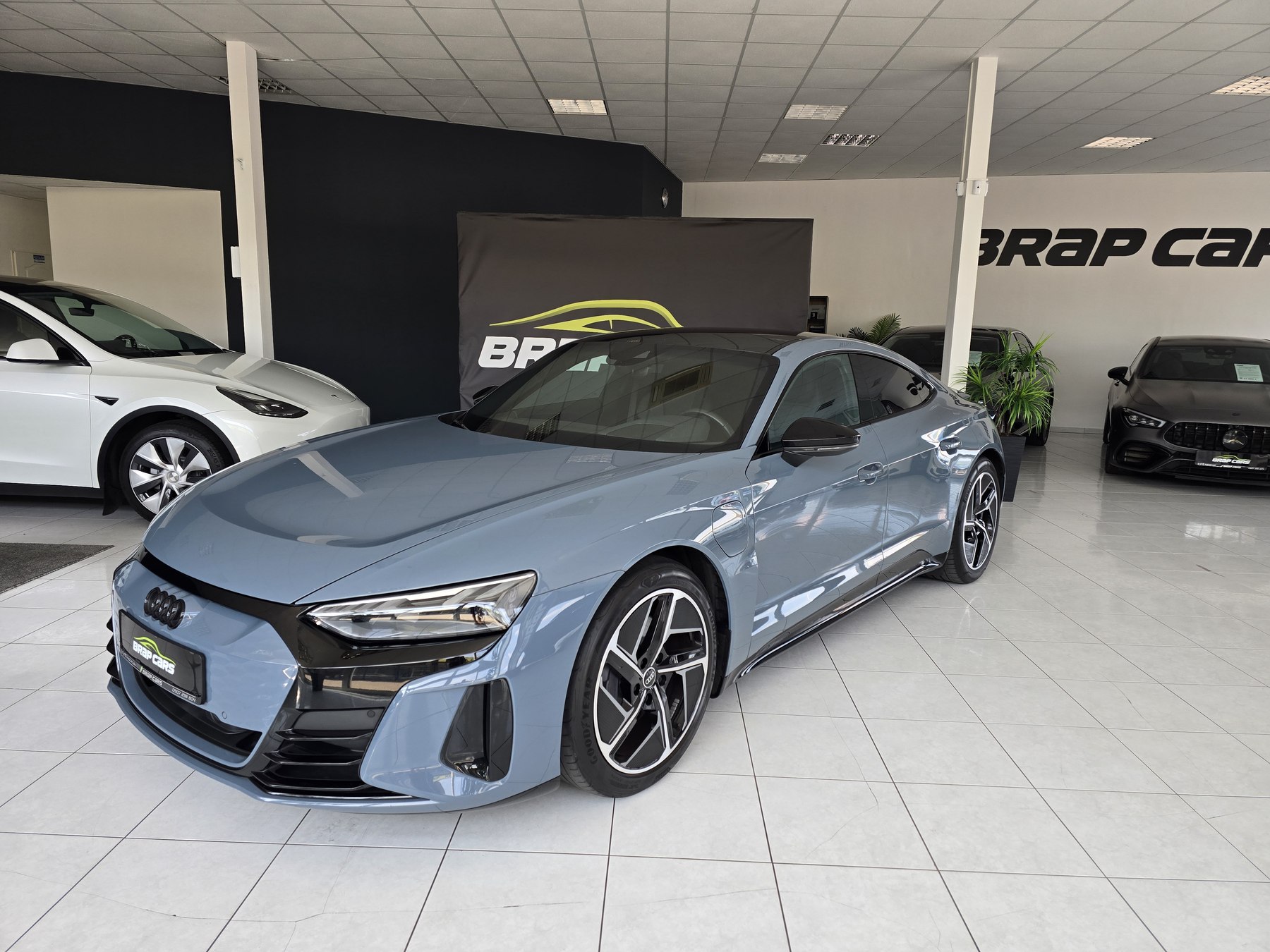 Audi E-tron GT