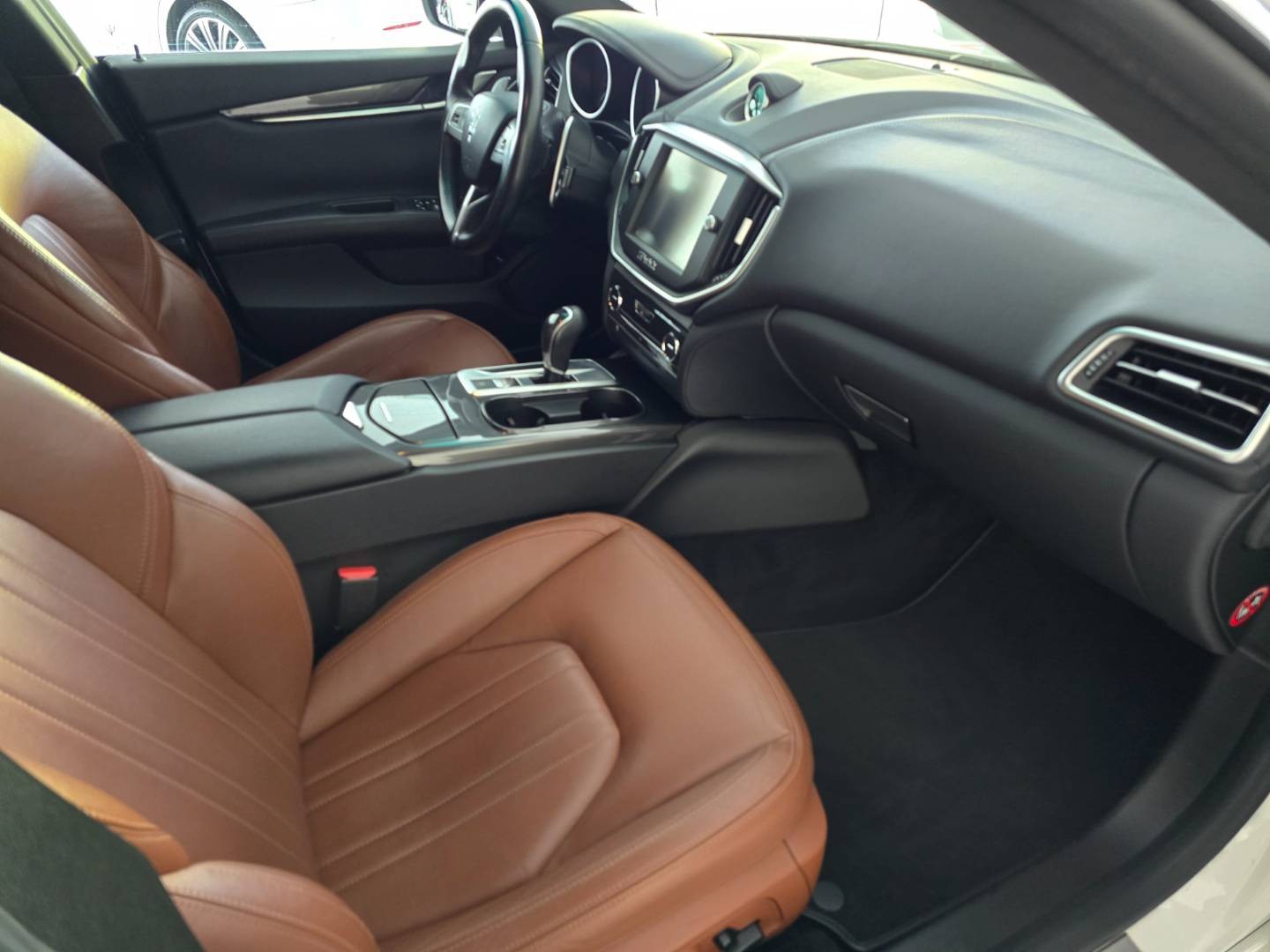 Maserati Ghibli 2014 na predaj – fotografia 49
