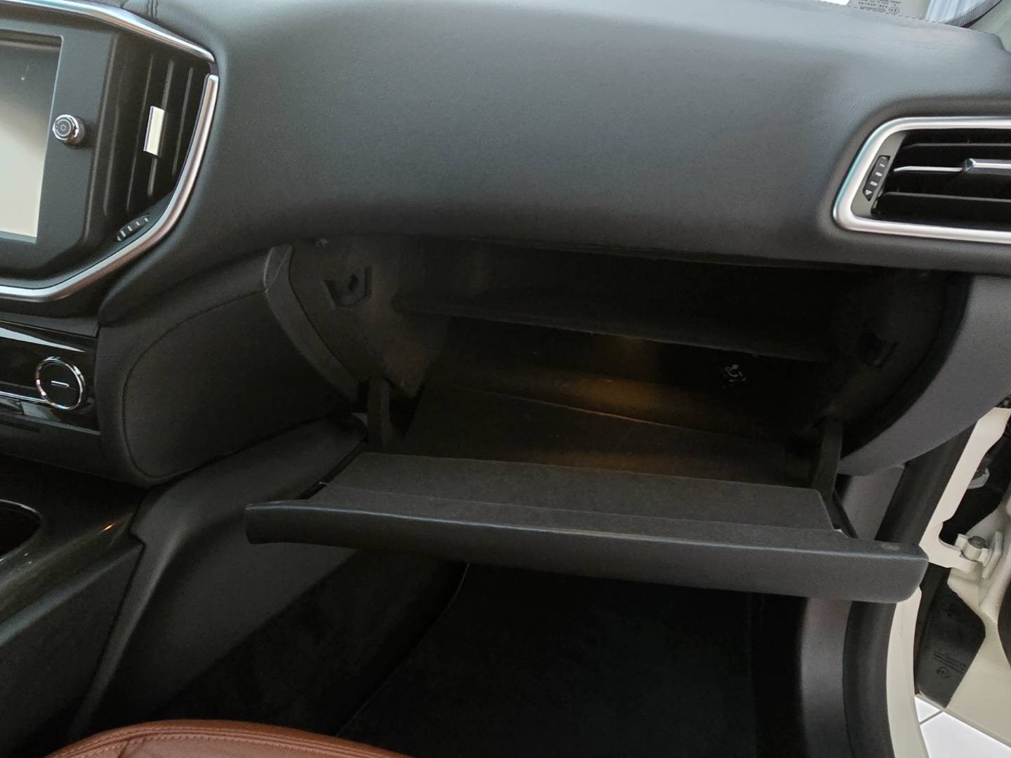 Maserati Ghibli 2014 na predaj – fotografia 52