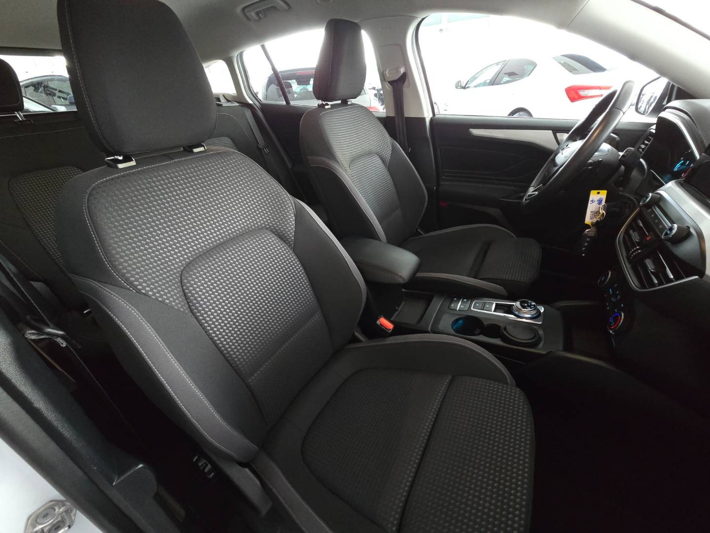 Ford Focus 2020 na predaj – fotografia 41