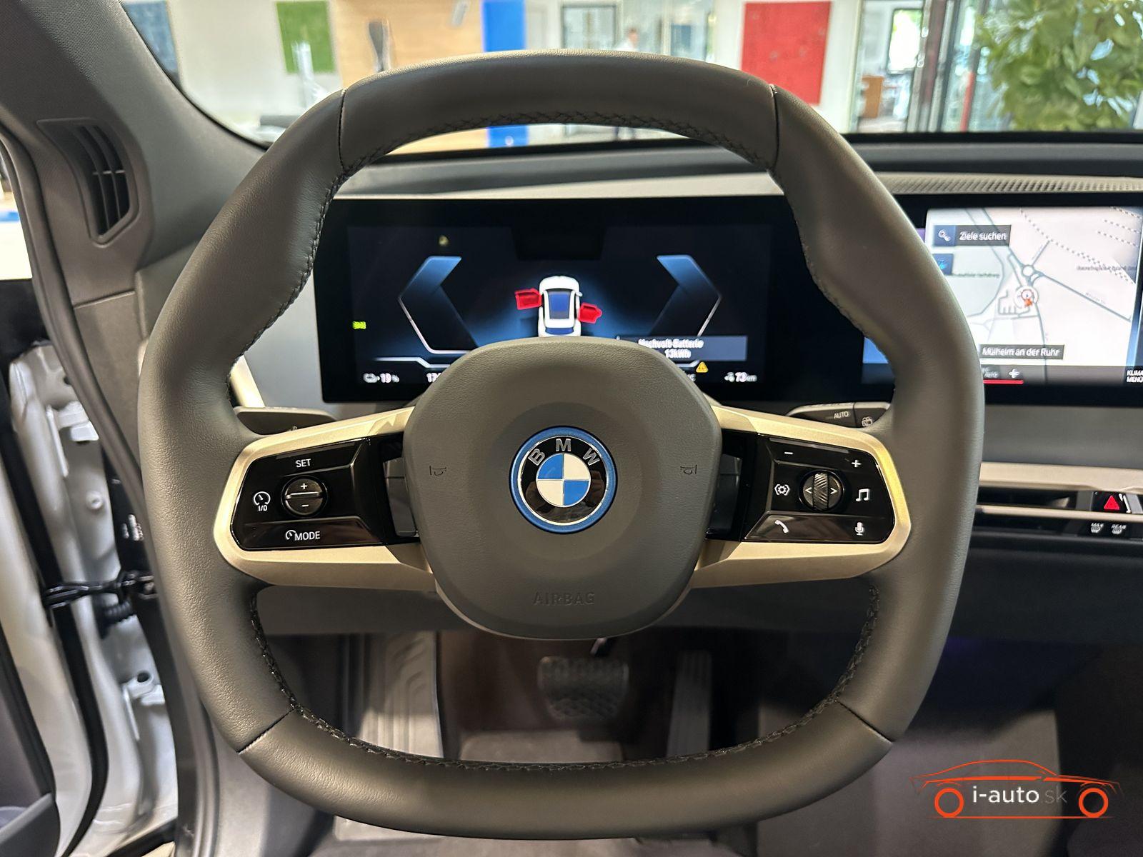 BMW iX 2023 na predaj – fotografia 6