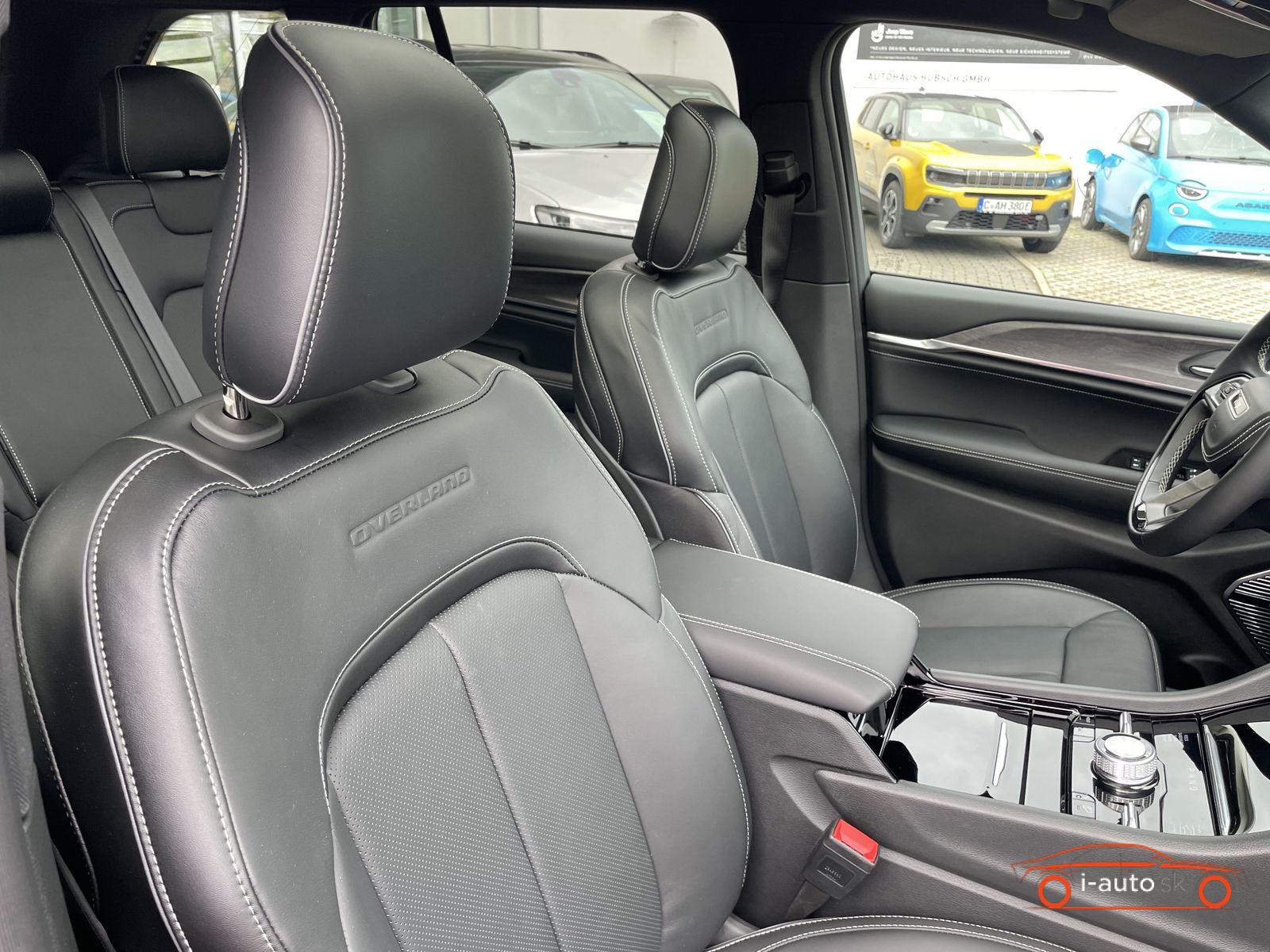 Jeep Grand Cherokee 2023 na predaj – fotografia 11