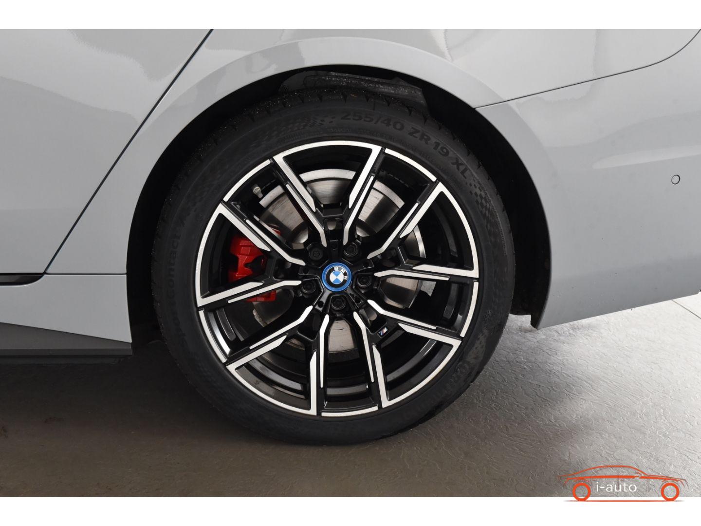 BMW i4 2023 na predaj – fotografia 14