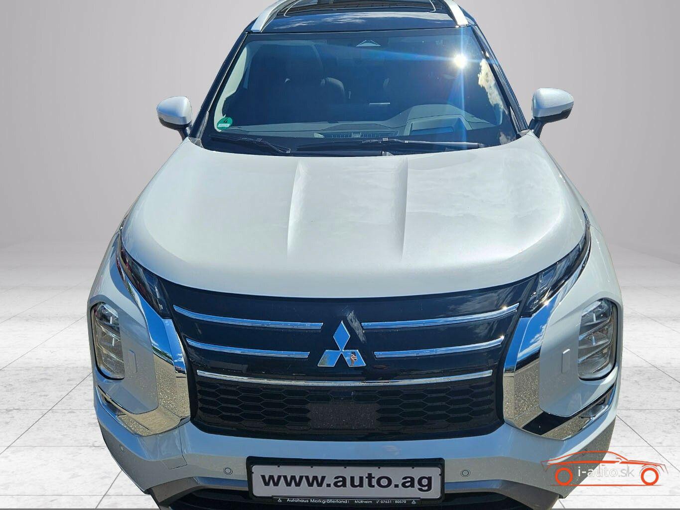 Mitsubishi Plug-in Hybrid Outlander 2025 na predaj – fotografia 4