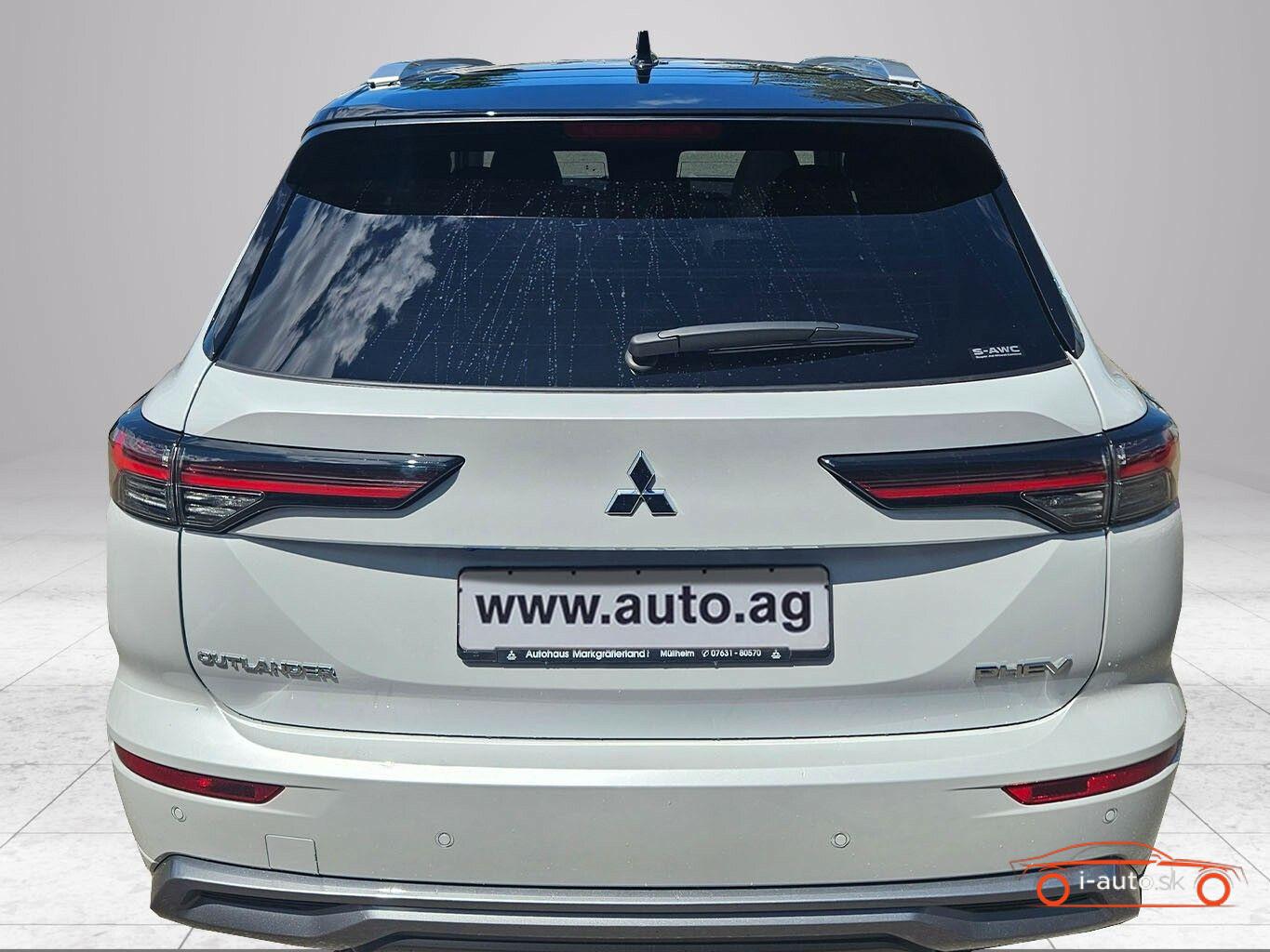 Mitsubishi Plug-in Hybrid Outlander 2025 na predaj – fotografia 6
