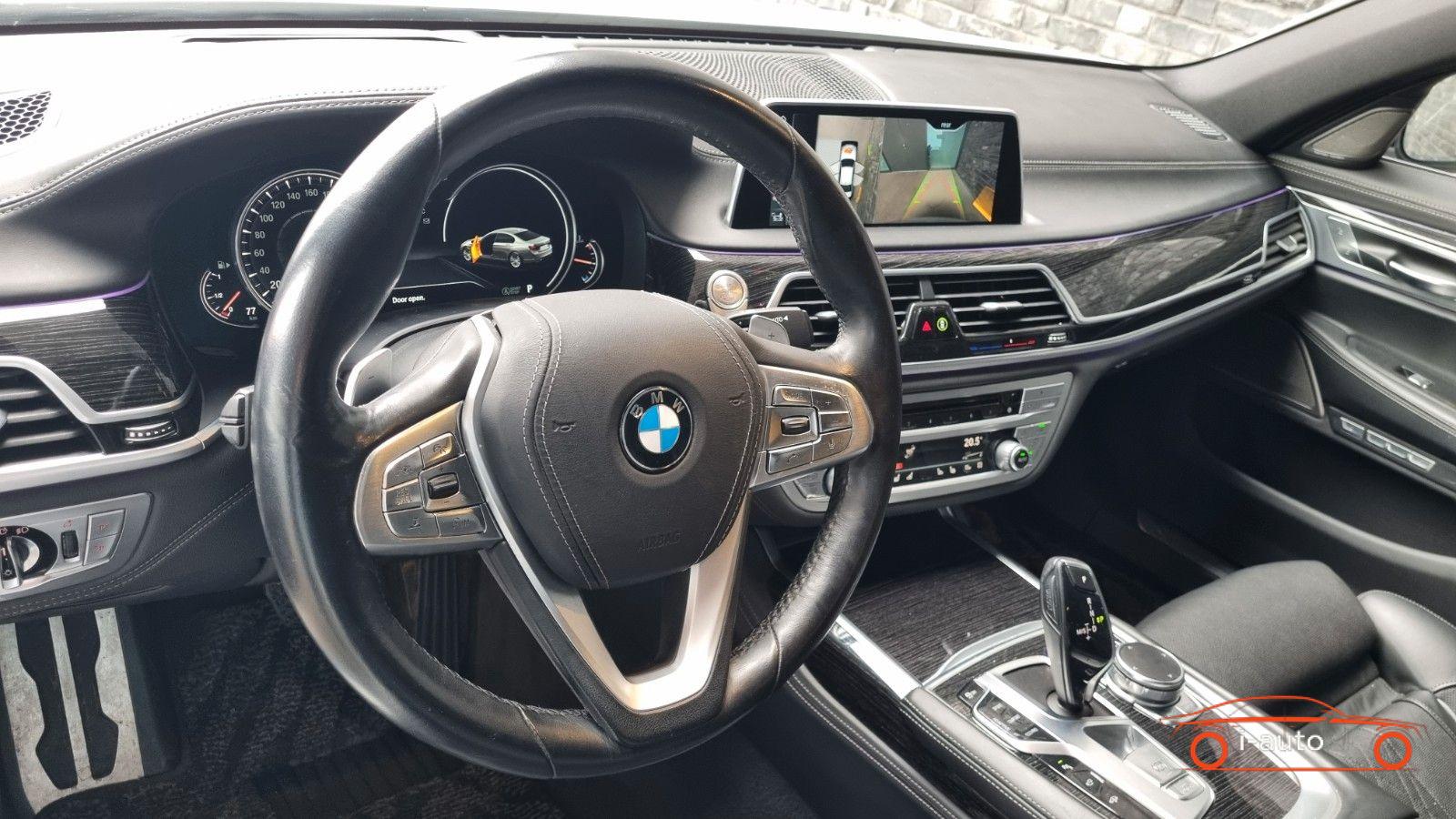 BMW Rad 7 2017 na predaj – fotografia 10