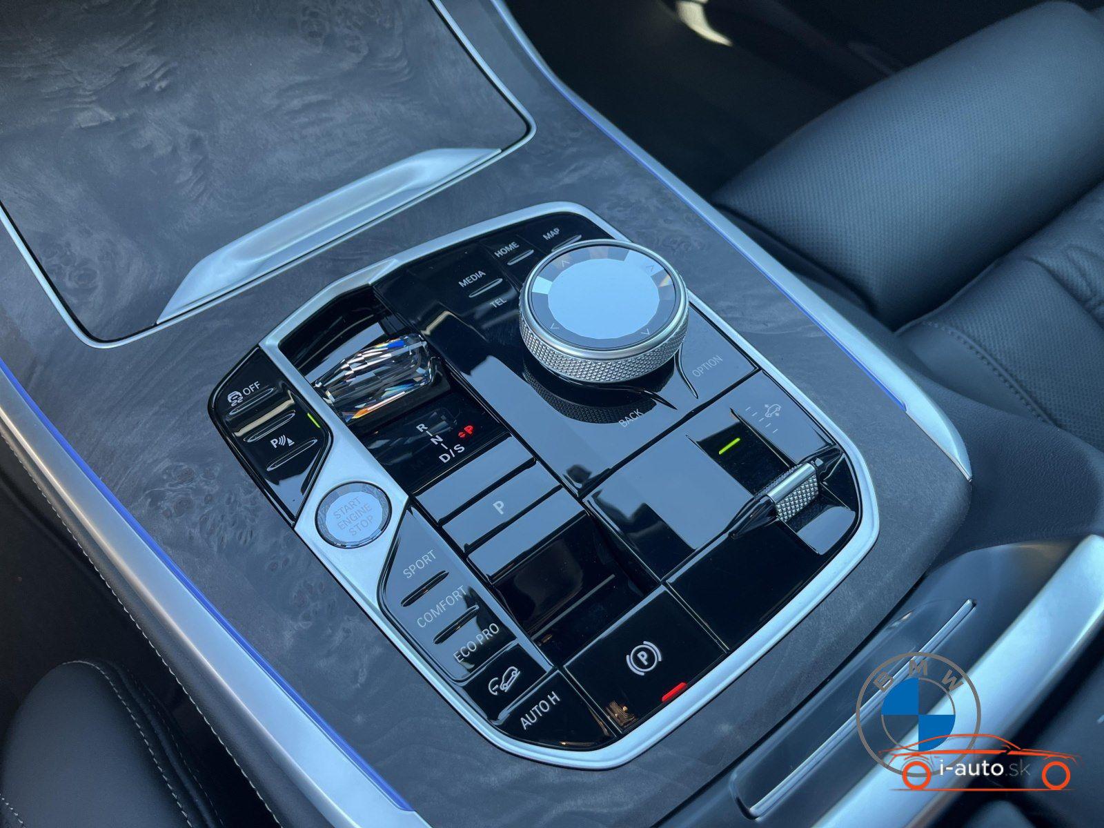 BMW X7 2025 na predaj – fotografia 15