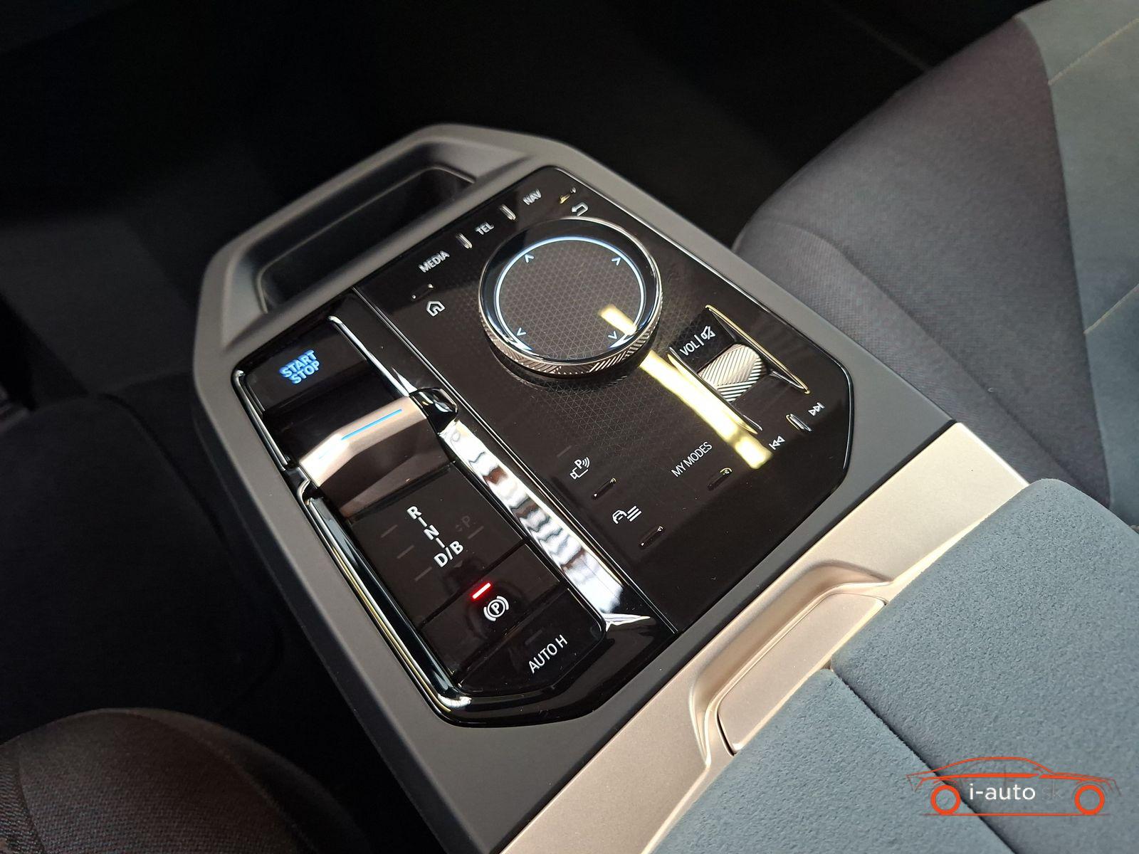 BMW iX 2023 na predaj – fotografia 10