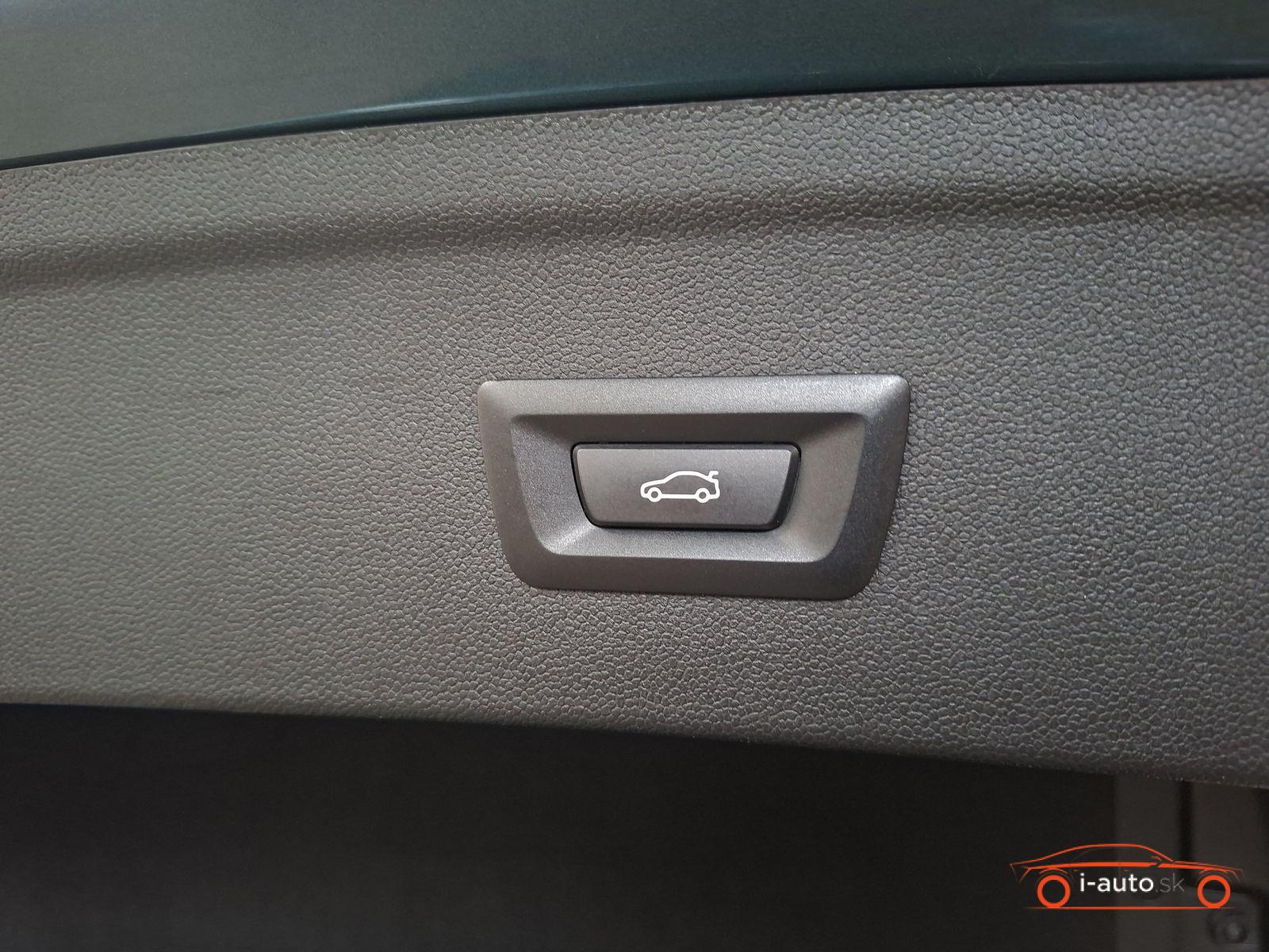BMW iX 2023 na predaj – fotografia 13