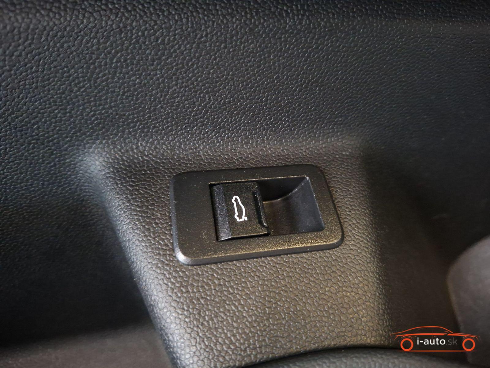 BMW iX 2023 na predaj – fotografia 17