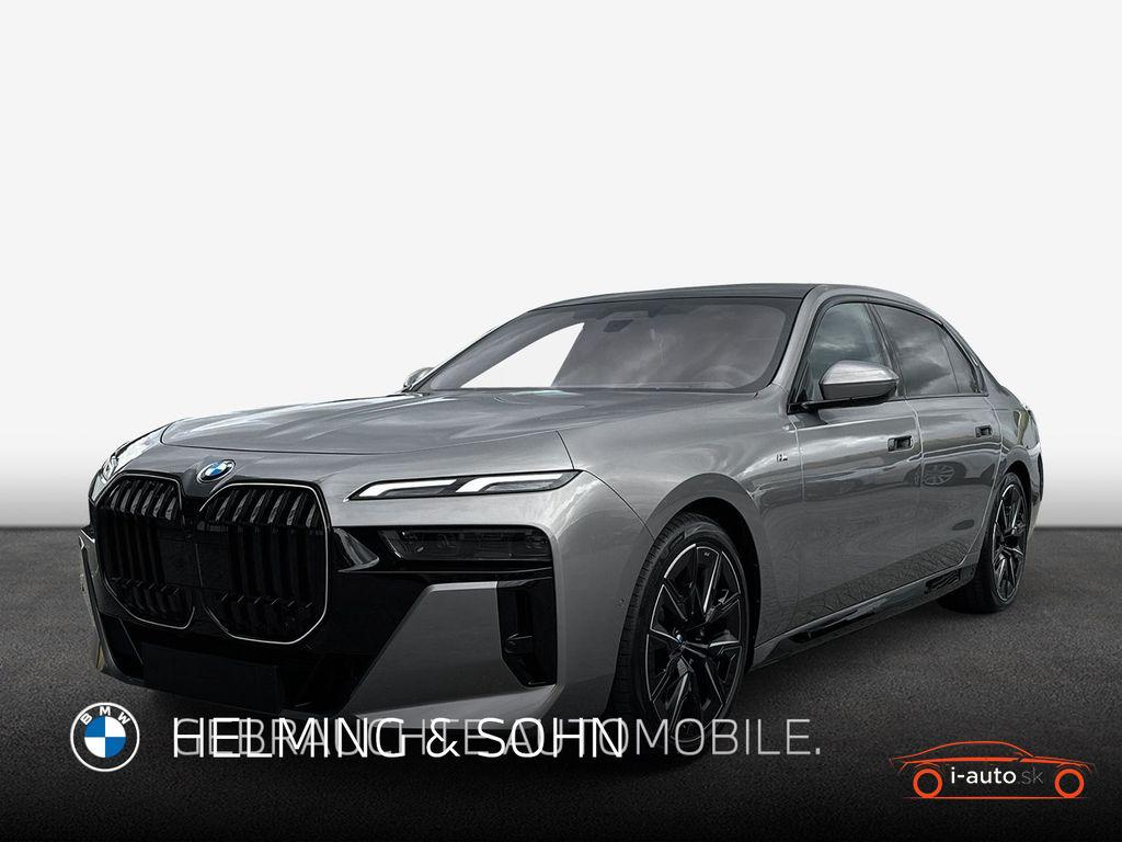 BMW Rad 7 2025 na predaj